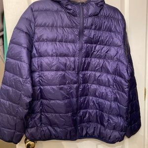 Light puffy jacket in a bag